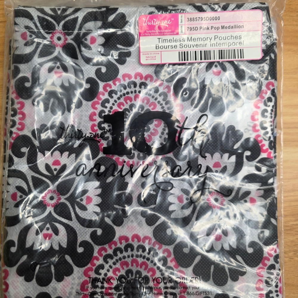 Thirty One 31 7 Piece Set Timeless Memory Pouches Wallet Water Bottle Tote Bag - Picture 2 of 15